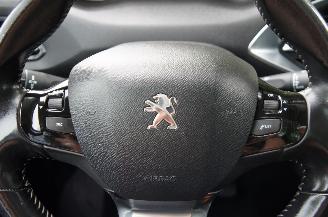 Peugeot 308 SW Active 1.2 Pure Tech Airco Navi Pano Cruise 81KW Euro 6 picture 17