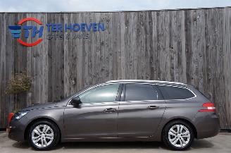 occasione autovettura Peugeot 308 SW Active 1.2 Pure Tech Airco Navi Pano Cruise 81KW Euro 6 2015/3