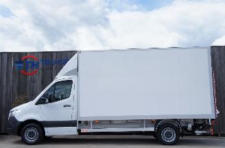 Vaurioauto  passenger cars Mercedes Sprinter 315 CDi Koffer Laadklep Airco Navi Cruise 110KW Euro 6 2021/3