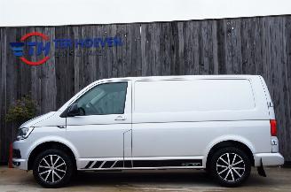 Auto incidentate Volkswagen Transporter T6 2.0 TDi L1H1 Edition-Pakket Airco Cruise Trekhaak 84KW Euro 6 2017/6