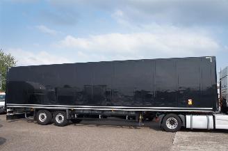 bruktbiler oplegger Schmitz Cargobull  SCB*S2 Kasten Trailer Luchtvering 2016/2