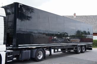 Schmitz Cargobull  SCB*S2 Kasten Trailer Luchtvering picture 1