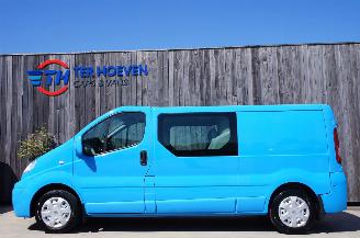 Damaged car Renault Trafic 2.0 DCi Lang Dubbele Cabine Airco Trekhaak 66KW Euro 4 2007/2