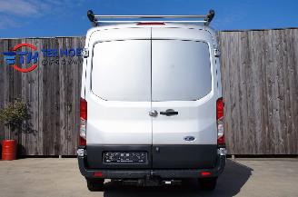 Ford Transit 2.0 TDCi L2H2 Airco Cruise Navi Stoelverwarming Trekhaak 96KW Euro 6 picture 7