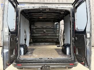 Renault Trafic 1.6 DCi Lang Luxe Klima Navi AHK picture 9