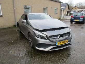 skadebil auto Mercedes A-klasse 160 Sport Edition Aut REST BPM 1400 EURO 2018/3