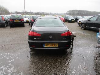 Peugeot 607 2.2-16V picture 6