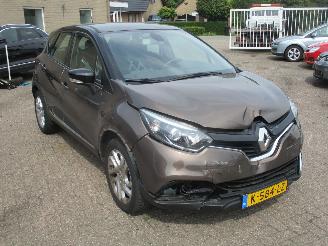 Vaurioauto  passenger cars Renault Captur 1.2 Tce Dynamique Aut 2014/3