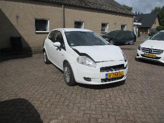 uszkodzony samochody osobowe Fiat Grande Punto 1.2 Edizione X 2009/9