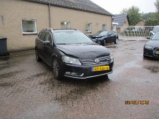 Avarii autoturisme Volkswagen Passat 1.4 TSI Comf Exec Aut REST BPM 500 EURO !!!!! 2012/6