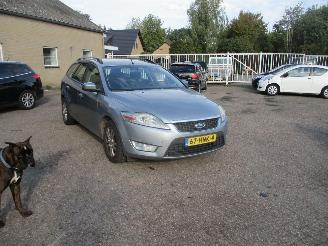 krockskadad bil auto Ford Mondeo 2.0-16V Trend Wagon 2009/2