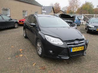 Schadeauto Ford Focus 1.6 TI-VCT-Titanium Automaat 2012/1