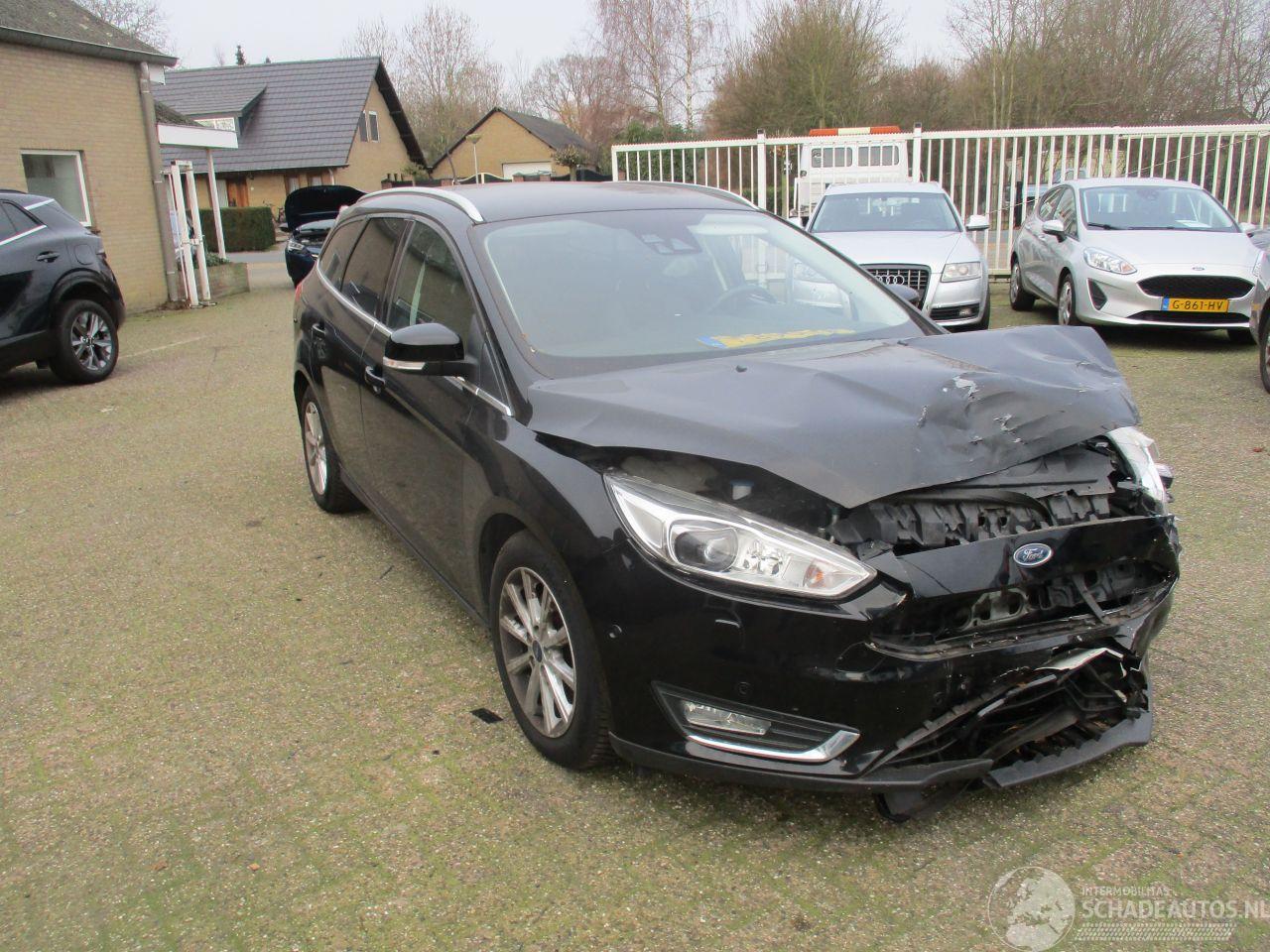 Ford Focus 1.5 Titanium Automaat wagon