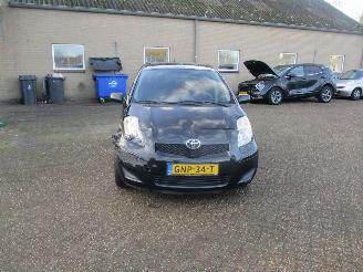 Toyota Yaris 1.3 VVTi Comfort 5drs picture 2
