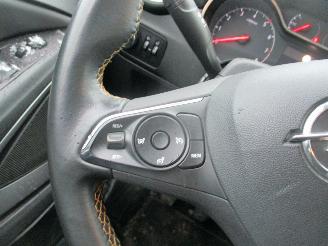 Opel Crossland X 1.2 T Innovation picture 26