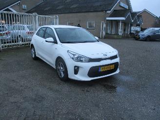 Avarii autoturisme Kia Rio 1.0 TGDI Comf Pl.Nav 1E Eig NAP 2017/5