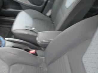 Renault Clio 0.9TCe Dynamique 5drs picture 29