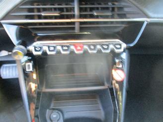 Peugeot 208 1.2 PT Active Pack Aut NAP REST BPM 1500 EURO !!!!! picture 20