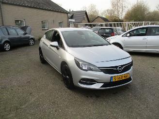krockskadad bil auto Opel Astra 1.2 Business Edition REST BPM €300,-!!! 2021/1