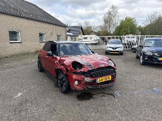 skadebil auto Mini Cooper 1.5 Cooper Chili Bns 2015/5