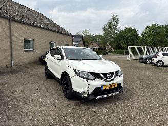 Coche accidentado Nissan Qashqai 1.2 Acenta 2014/3