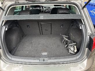Volkswagen Golf 1.2 TSI Highline picture 45