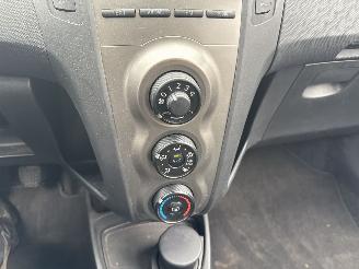 Toyota Yaris 1.3 VVTi Comfort picture 21