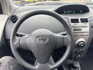 Toyota Yaris 1.3 VVTi Comfort picture 19