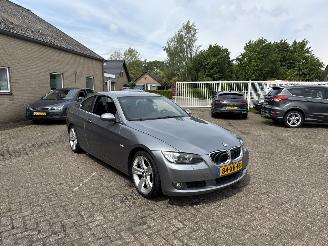 skadebil auto BMW 3-serie 320i Introduction 2007/5