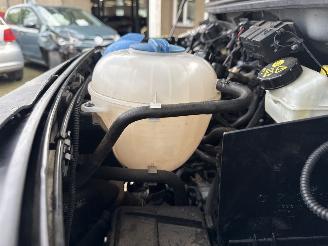 Volkswagen Transporter 2.0 TDI L1H1 Comfortline. ROLSTOELVERVOER picture 21
