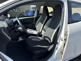 Toyota Aygo 1.0 VVT-i x-play picture 33