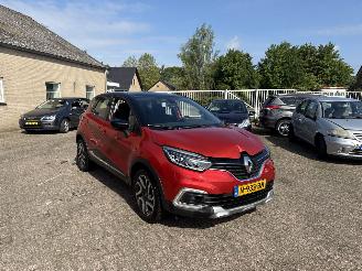 krockskadad bil auto Renault Captur 1.2 TCe Intens 2017/9