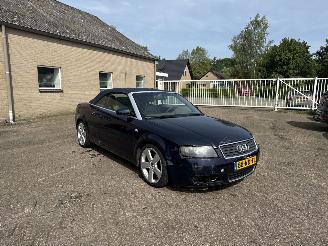 Vaurioauto  passenger cars Audi A4 2.4 V6 Exclusive 2002/7