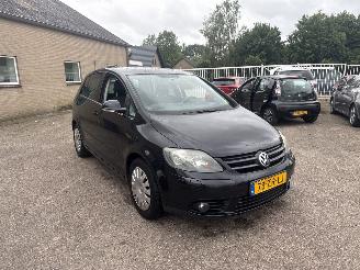 Vaurioauto  passenger cars Volkswagen Golf plus 1.4 Trendline Bns 2007/6