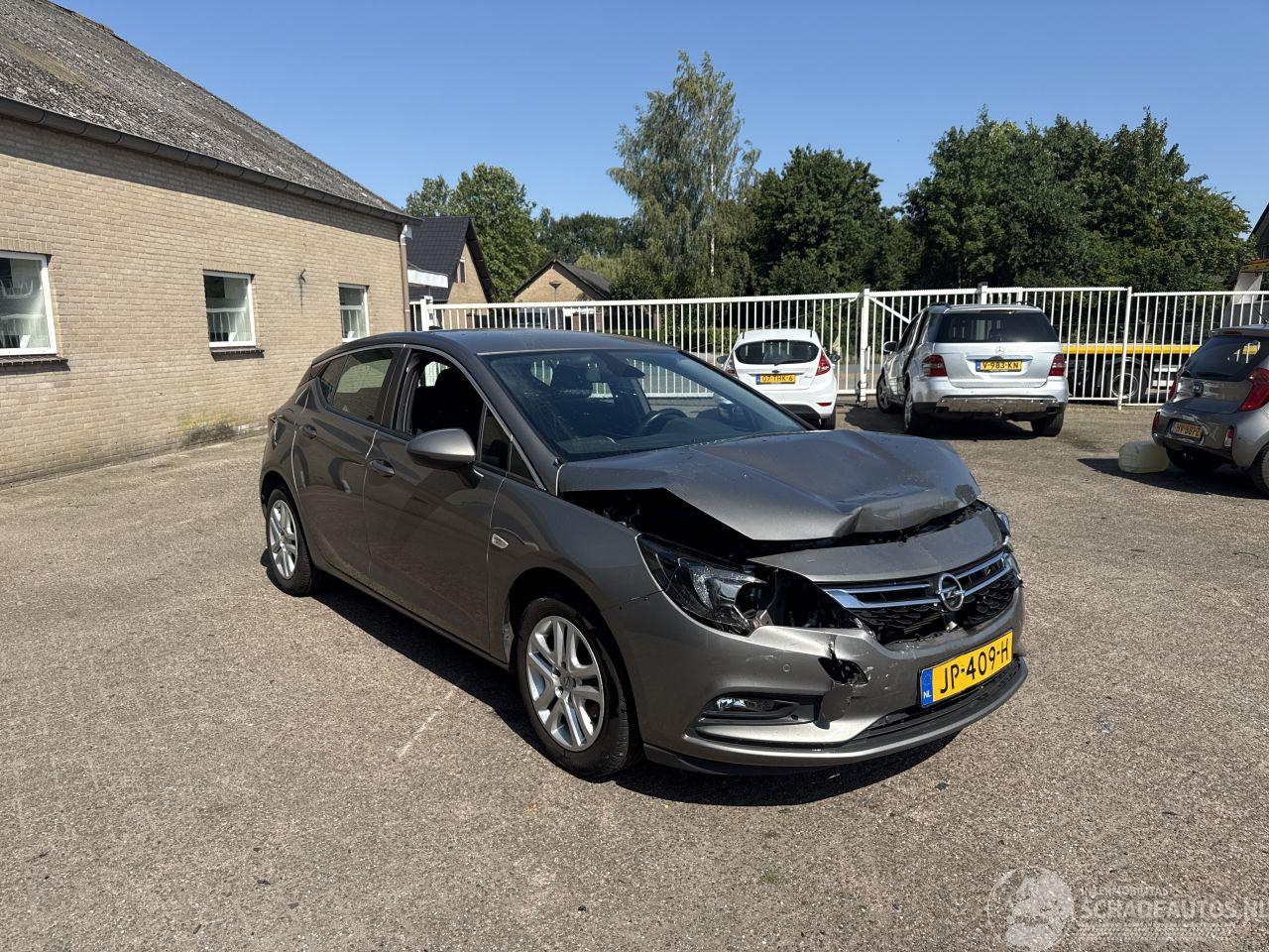 Opel Astra 1.4 Edition AUT REST BPM €800,-!!!