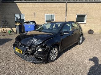 Volkswagen Golf 1.0 TSI Comfortline AUT picture 3