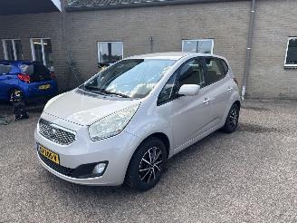 Kia Venga 1.4 CVVT X-ecutive picture 3