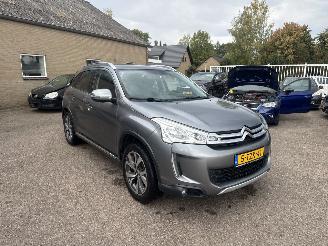 damaged passenger cars Citroën C4 Aircross 1.6 Collection REST BPM €600,-!!! 2014/6