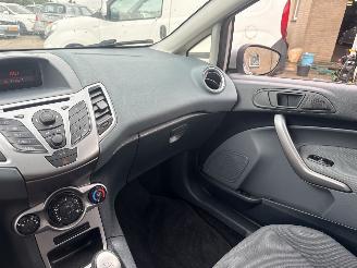 Ford Fiesta 1.25 Limited picture 20
