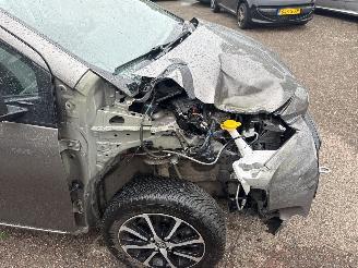 Toyota Yaris 1.5 Hybrid Dynamic AUT picture 9