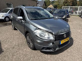 Avarii autoturisme Suzuki S-Cross SX4 S-cross AUT REST BPM €600,-!!! WEINIG KILOMETERS!!! 2015/2