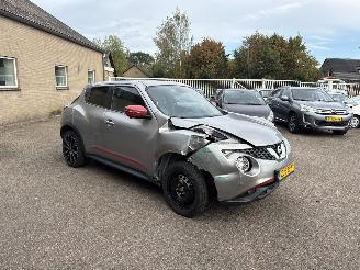 Unfallwagen Nissan Juke 1.6 Tekna AUT REST BPM €400,-!!! 2017/8