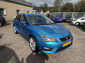 Coche accidentado Seat Leon ST 1.4 TSI ACT FR Dyn. AUT REST BPM €300,-!!! 2015/5