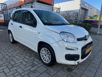 Vaurioauto  passenger cars Fiat Panda 0.9 TwinAir Edizione Coo 2014/11