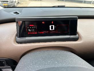 Citroën C4 cactus 1.2 PureTech Shine NAP picture 10