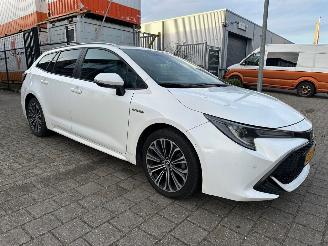 Unfallwagen Toyota Corolla Touring Sports 1.8 Hybrid Business Intro 2019/9