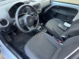 Volkswagen Up! 1.0 take up! BlueMotion picture 8