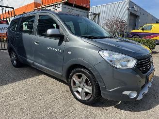 Dacia Lodgy 1.2 TCe Série Limitée Stepway 5p. picture 1