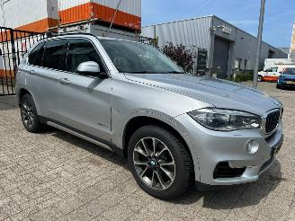 uszkodzony samochody osobowe BMW X5 XDRIVE40E iPerformance 2015/11
