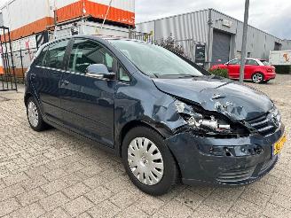 Coche accidentado Volkswagen Golf plus 1.6 Automaat NAP Trendline Business 2006/10